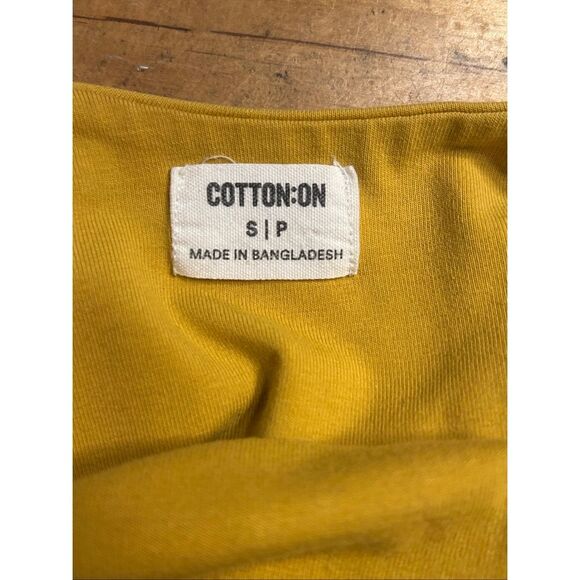 Cotton On Women’s Cropped Gold Tank Top Size Small (5485) - Picture 3 of 4